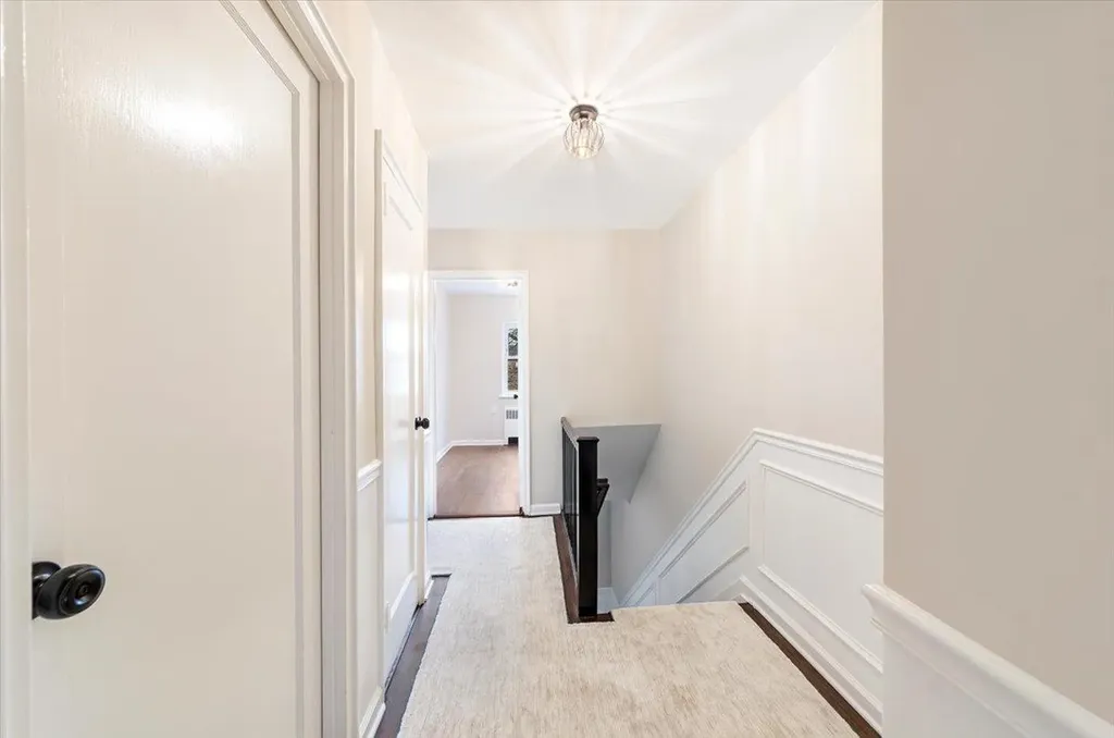 3233 Corsa Avenue Bronx NY 10469