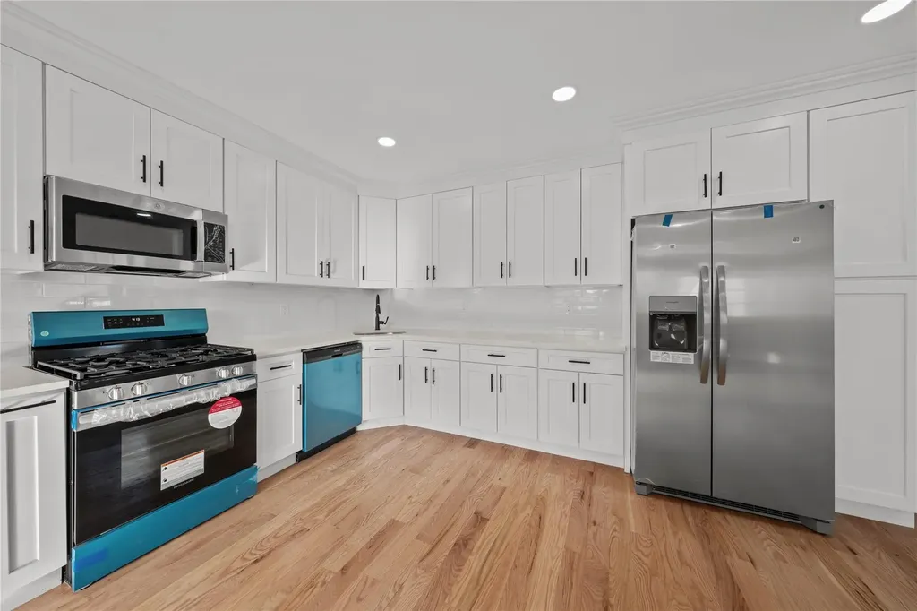 26 Peters Boulevard Central Islip NY 11722