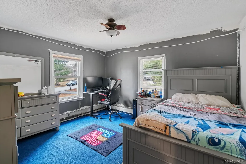 4 Thistle Lane Middletown NY 10940