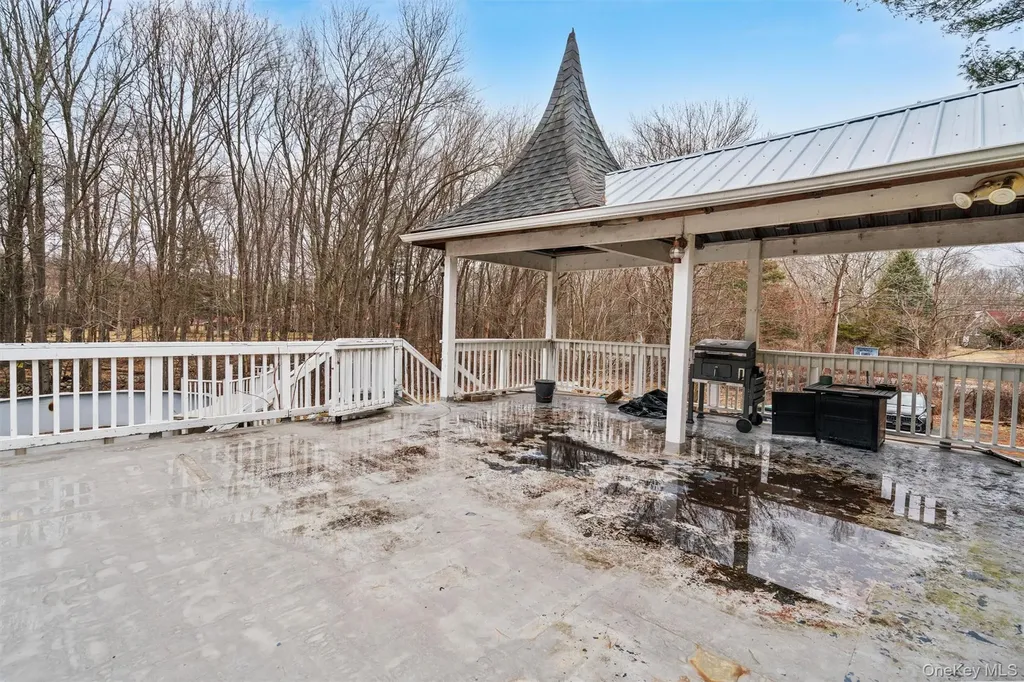 4 Thistle Lane Middletown NY 10940