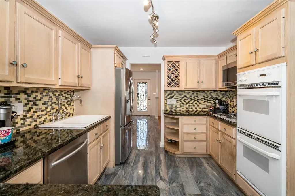 295 Pinebrook Boulevard New Rochelle NY 10804