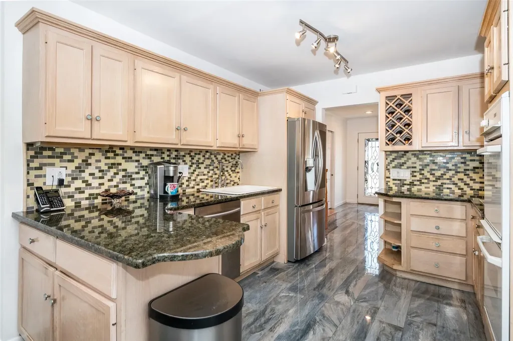 295 Pinebrook Boulevard New Rochelle NY 10804