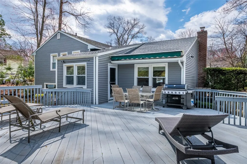 295 Pinebrook Boulevard New Rochelle NY 10804