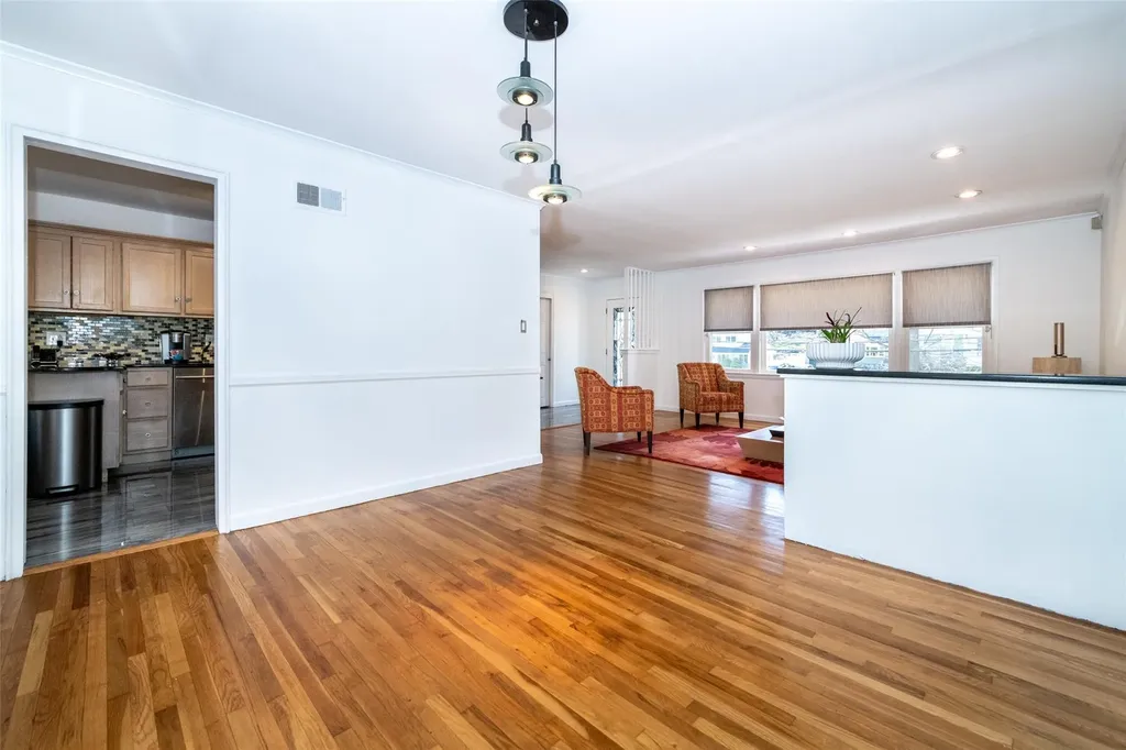 295 Pinebrook Boulevard New Rochelle NY 10804