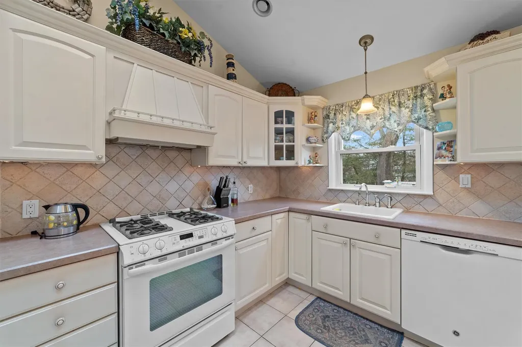 130 Parkview Road Elmsford NY 10523