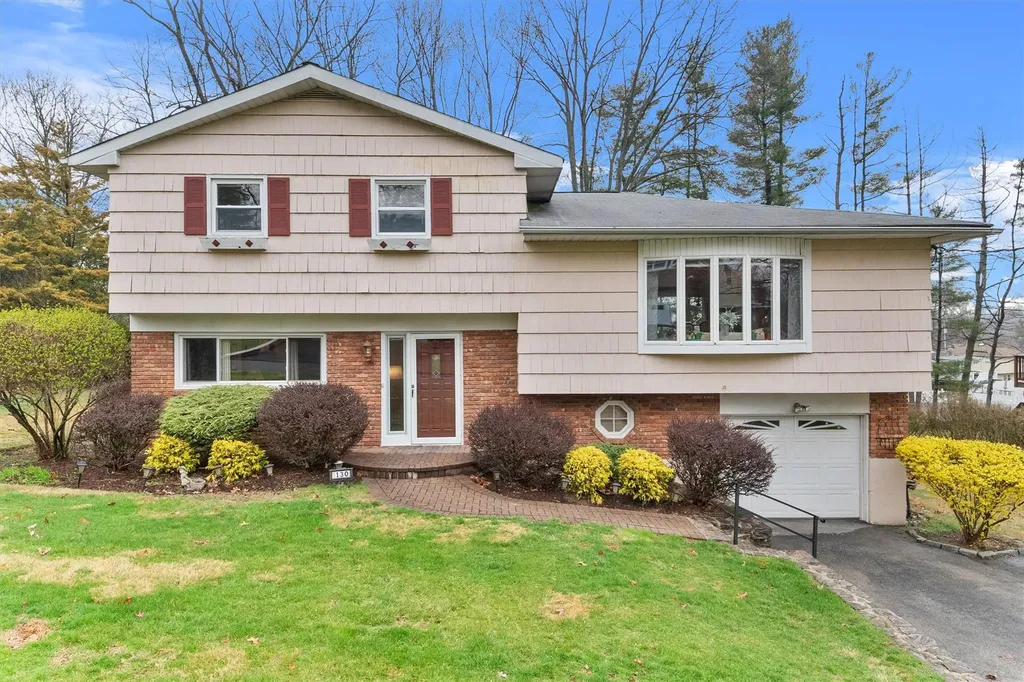 130 Parkview Road Elmsford NY 10523