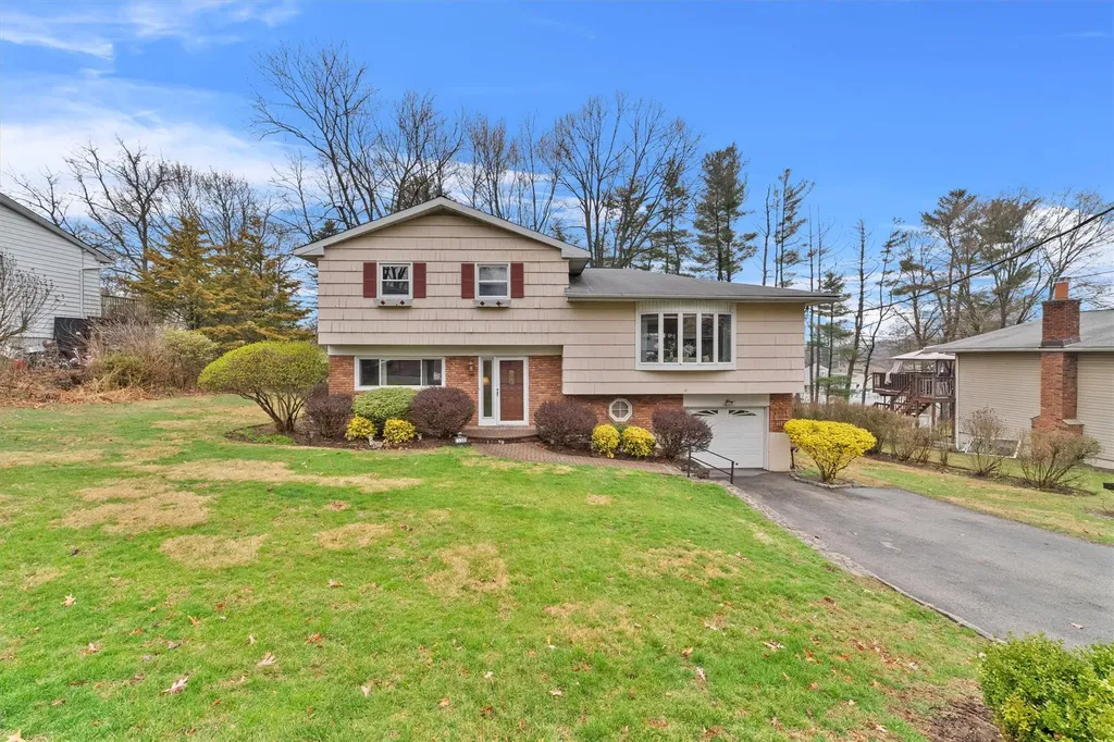 130 Parkview Road Elmsford NY 10523