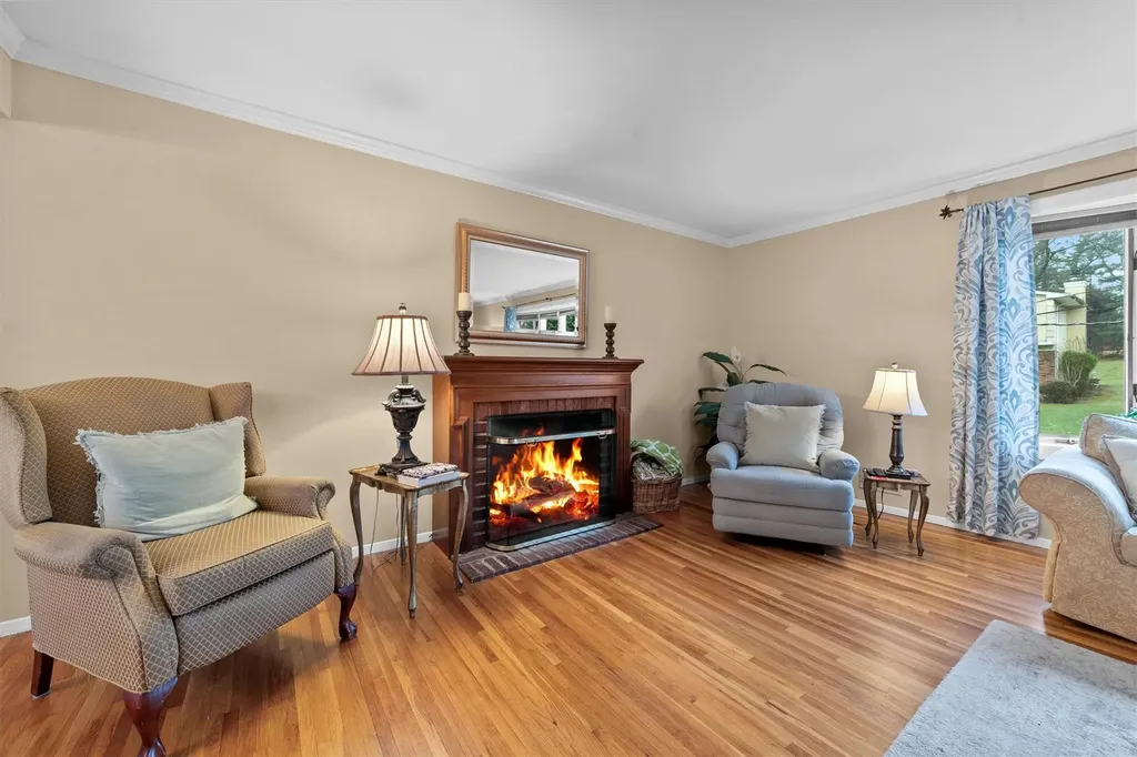 130 Parkview Road Elmsford NY 10523