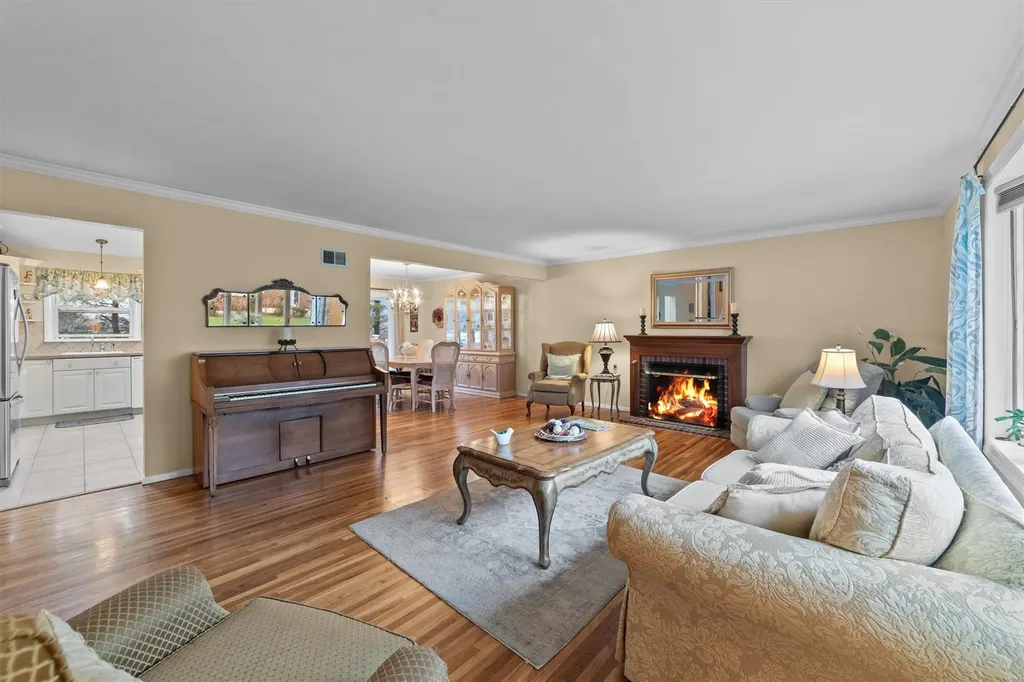130 Parkview Road Elmsford NY 10523