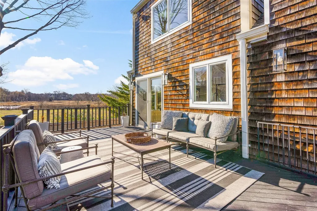 105 Willow Avenue Larchmont NY 10538