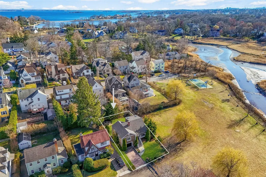 105 Willow Avenue Larchmont NY 10538