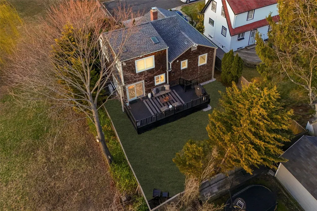 105 Willow Avenue Larchmont NY 10538