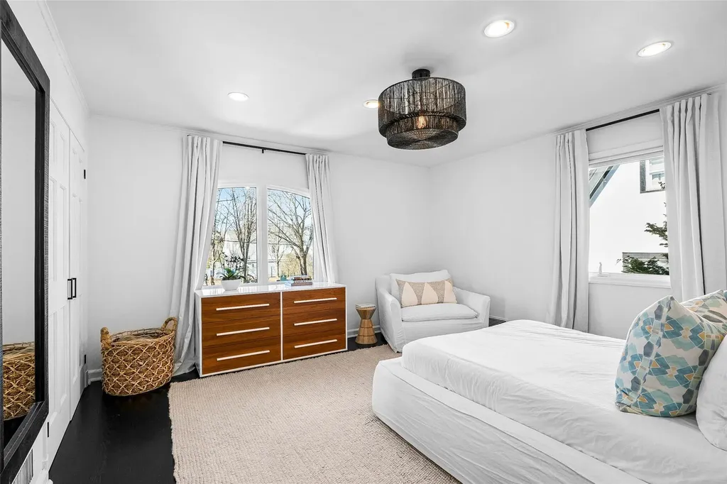 105 Willow Avenue Larchmont NY 10538