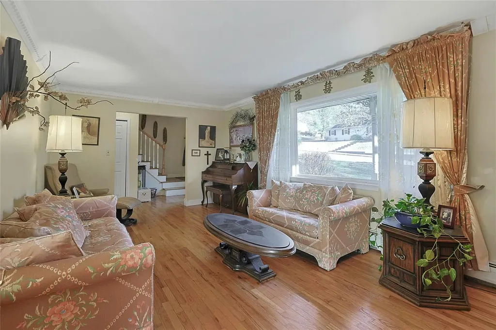 12 Country Lane Warwick NY 10990
