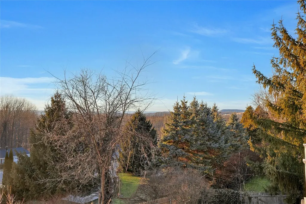 12 Country Lane Warwick NY 10990