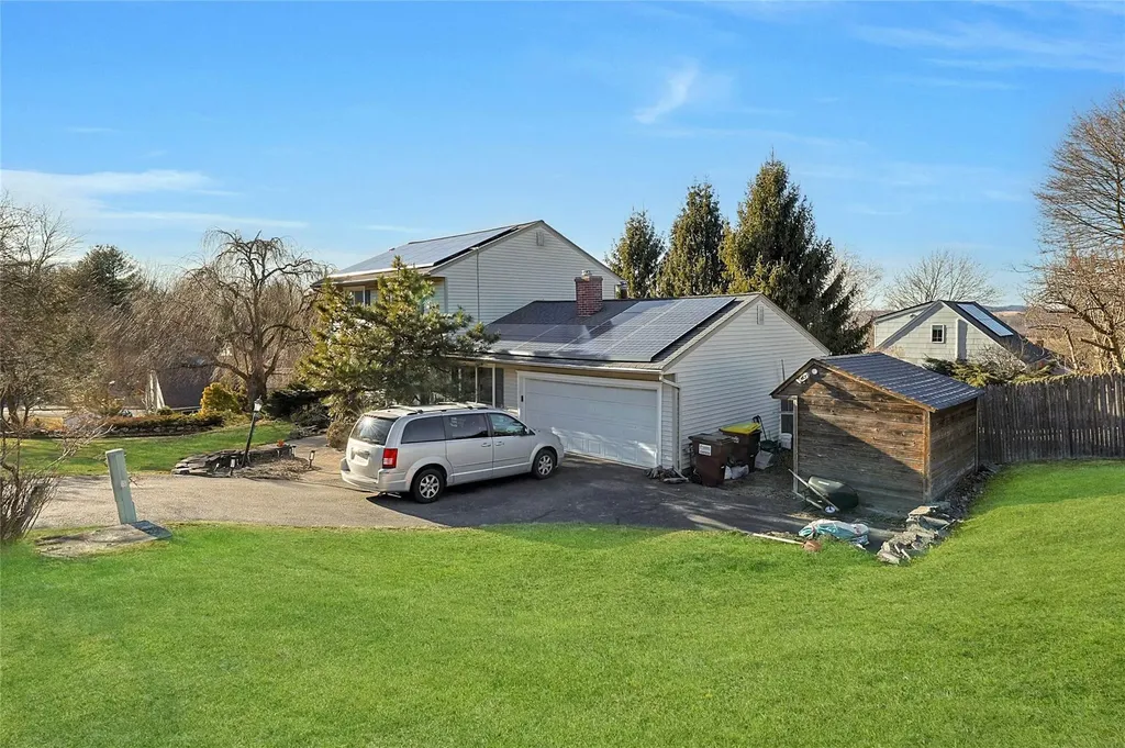 12 Country Lane Warwick NY 10990