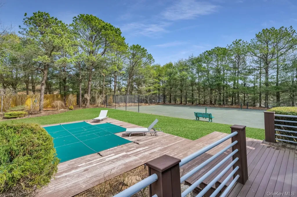 26 Lakeside Lane Westhampton NY 11977