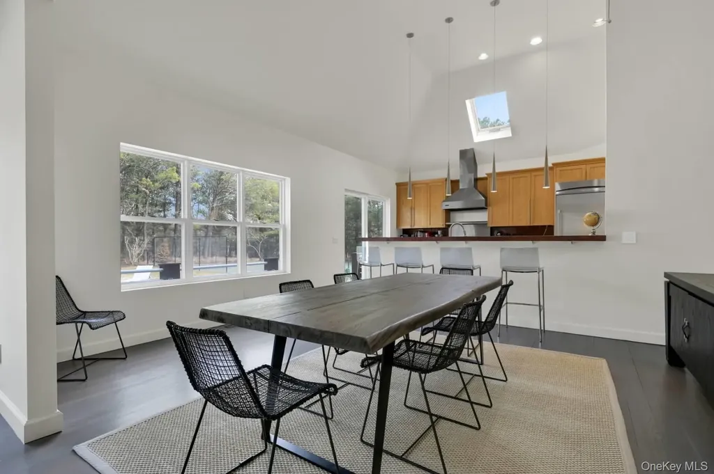 26 Lakeside Lane Westhampton NY 11977