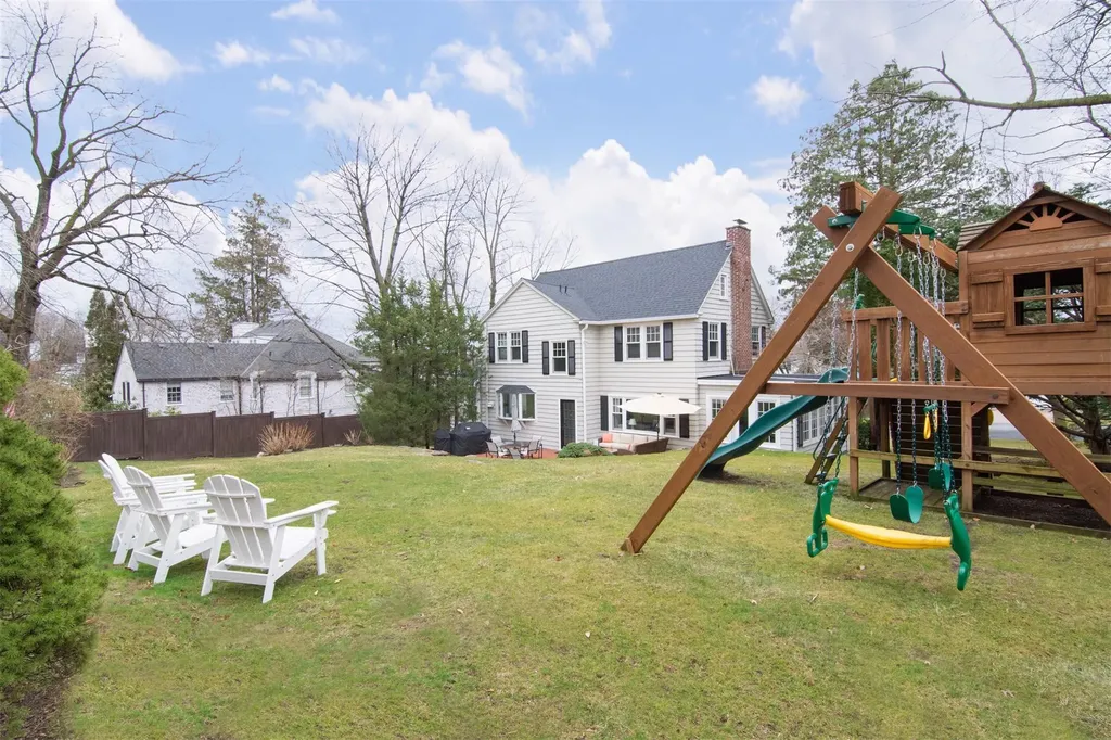 15 Hewitt Avenue Bronxville NY 10708
