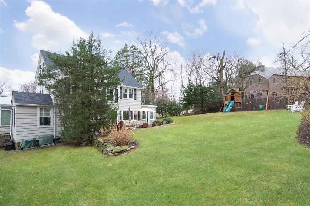 15 Hewitt Avenue Bronxville NY 10708