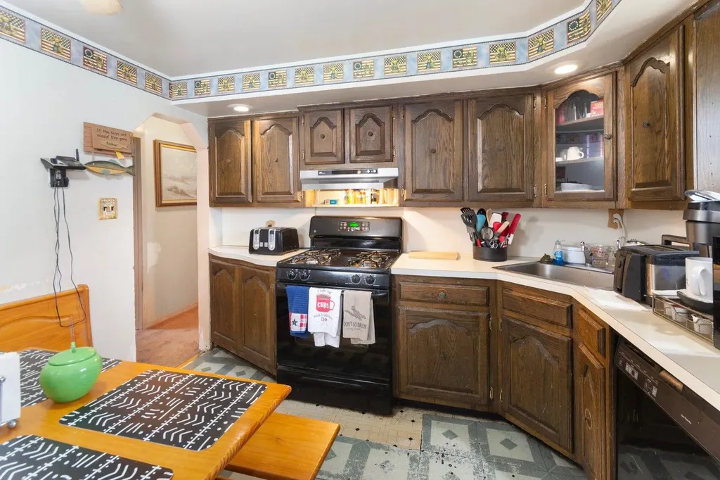 305 Route 109 West Babylon NY 11704