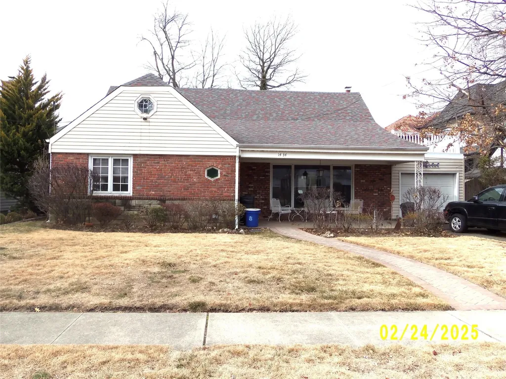 1434 165th Street Whitestone NY 11357