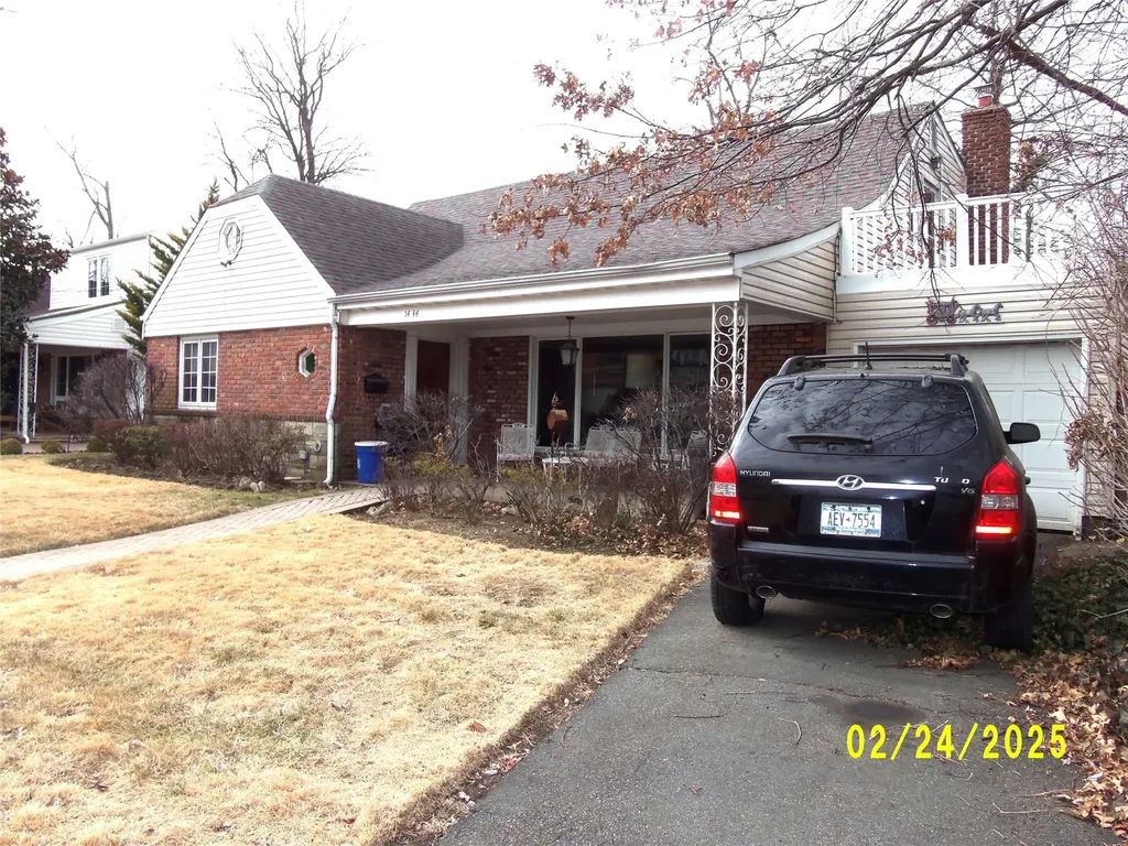 1434 165th Street Whitestone NY 11357