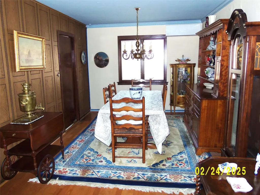 1434 165th Street Whitestone NY 11357