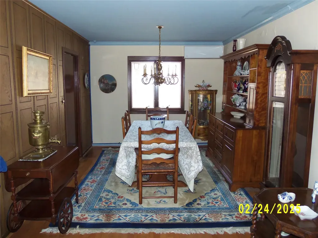 1434 165th Street Whitestone NY 11357