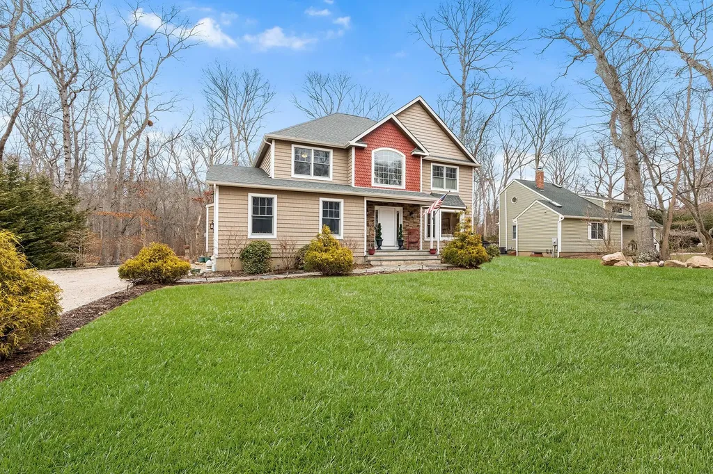 380 Hickory Road Southold NY 11971