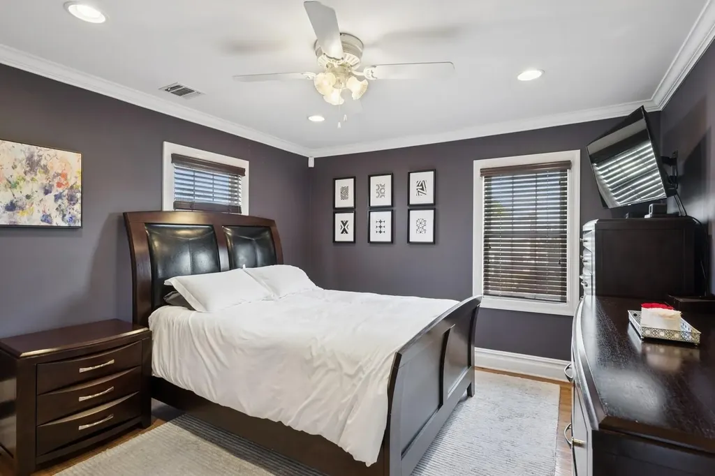 6 Linden Avenue Lynbrook NY 11563