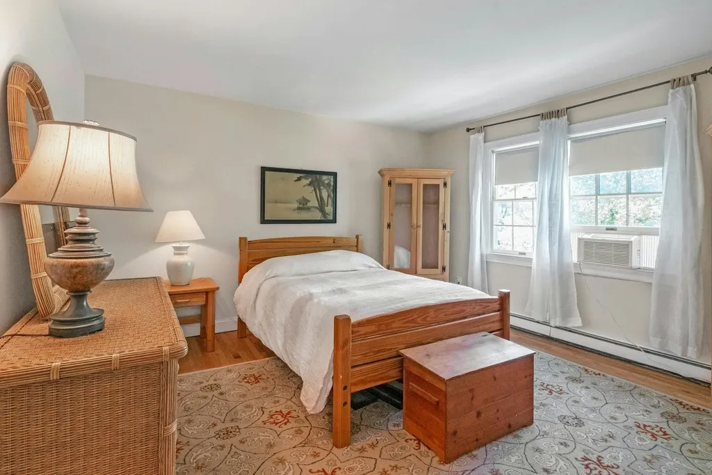 71 Brett Lane Bedford NY 10506