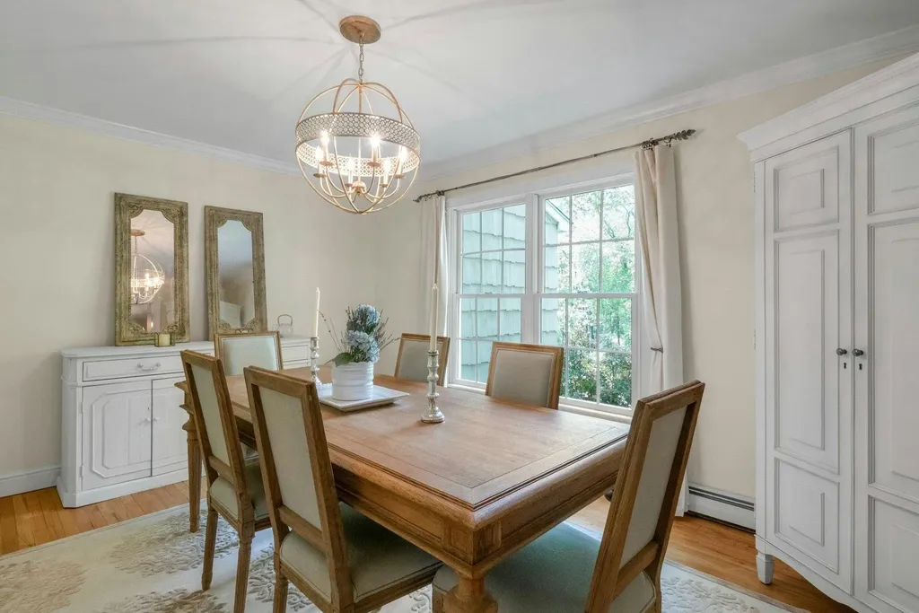 71 Brett Lane Bedford NY 10506