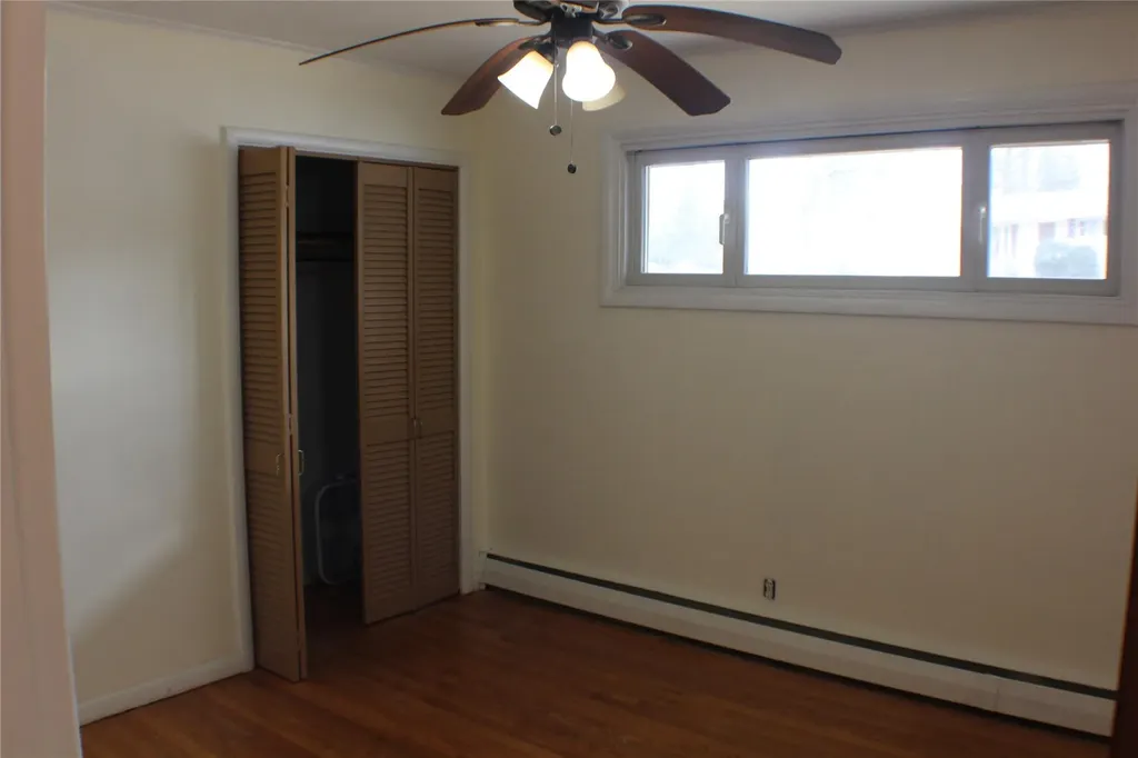 8 Norah Lane Hyde Park NY 12538