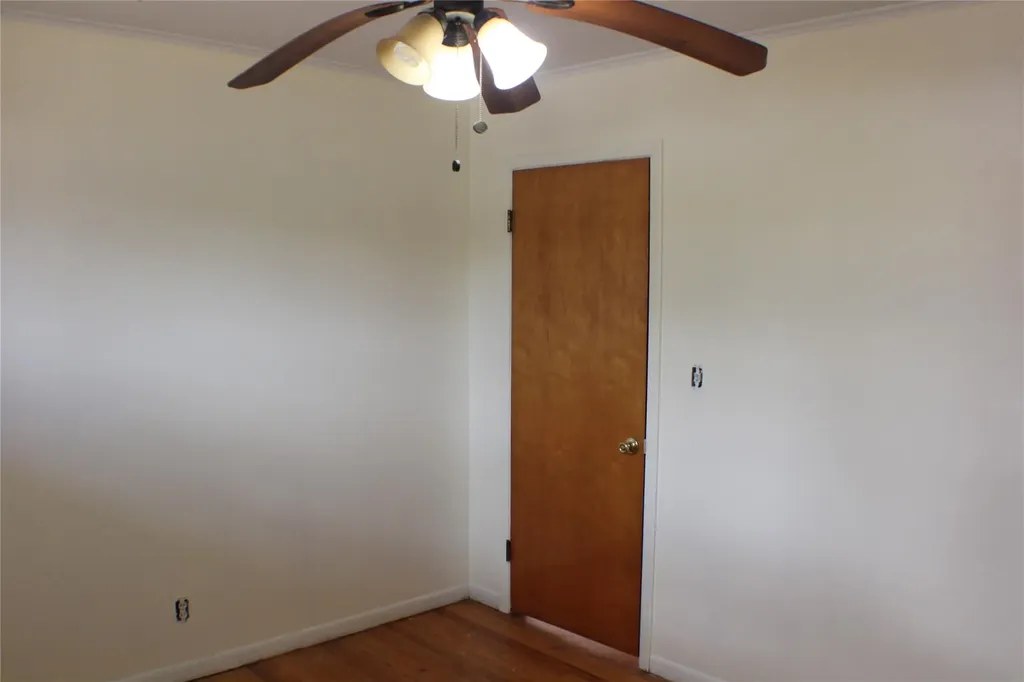 8 Norah Lane Hyde Park NY 12538