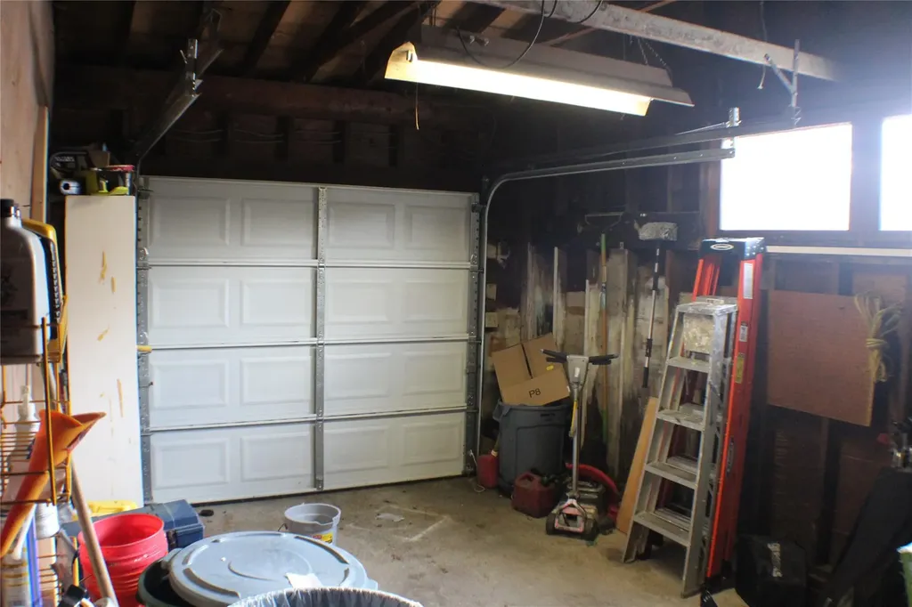8 Norah Lane Hyde Park NY 12538