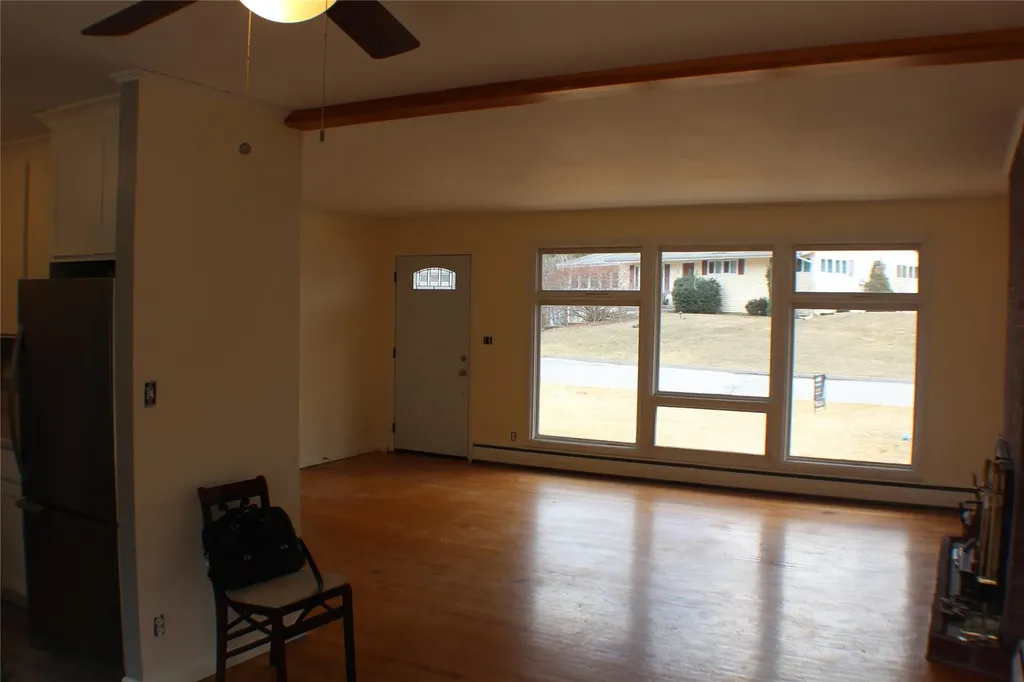 8 Norah Lane Hyde Park NY 12538