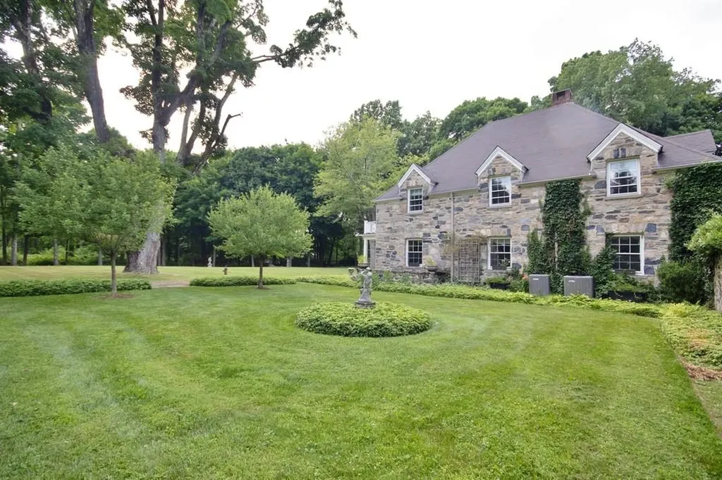 3830 Purchase Street Purchase NY 10577