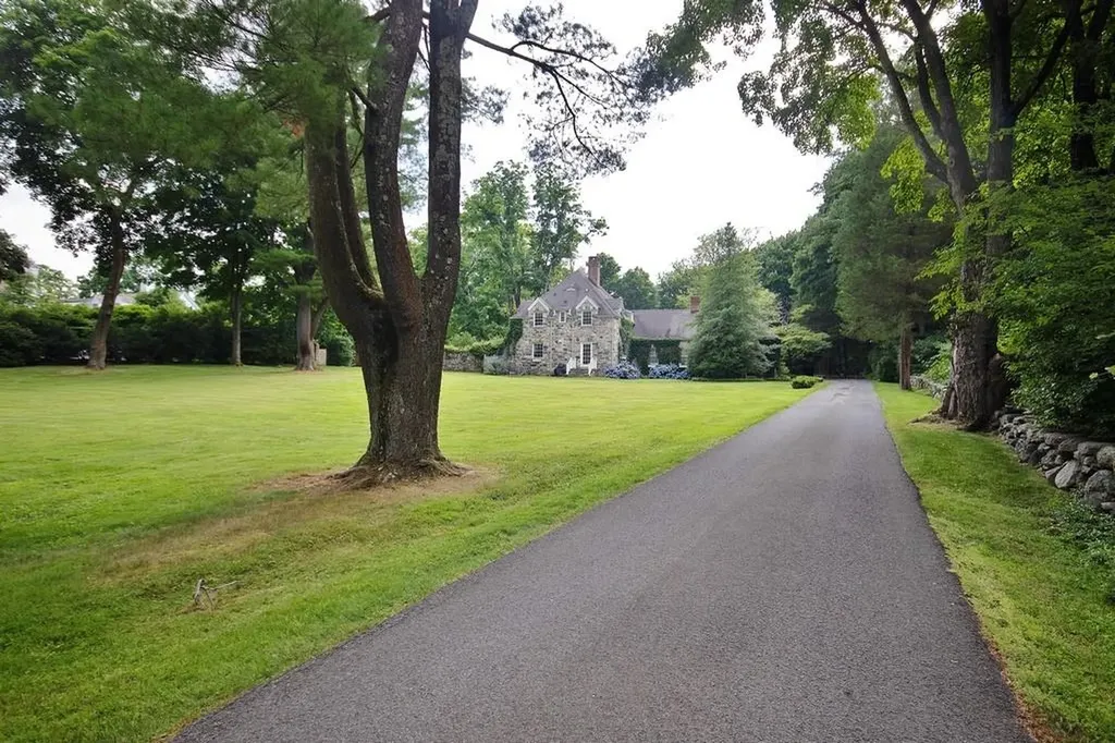 3830 Purchase Street Purchase NY 10577