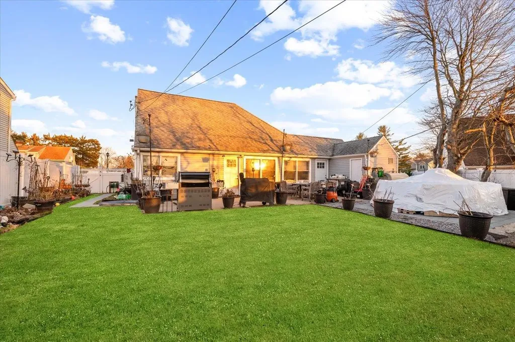 15 Elm Drive W Levittown NY 11756