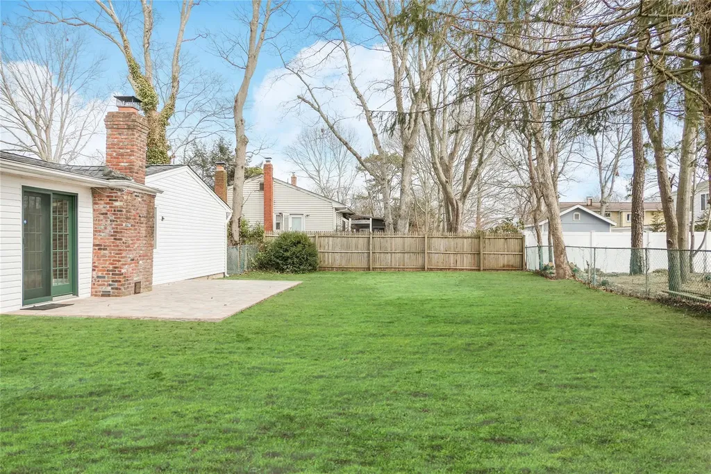 66 Breston Drive E Shirley NY 11967
