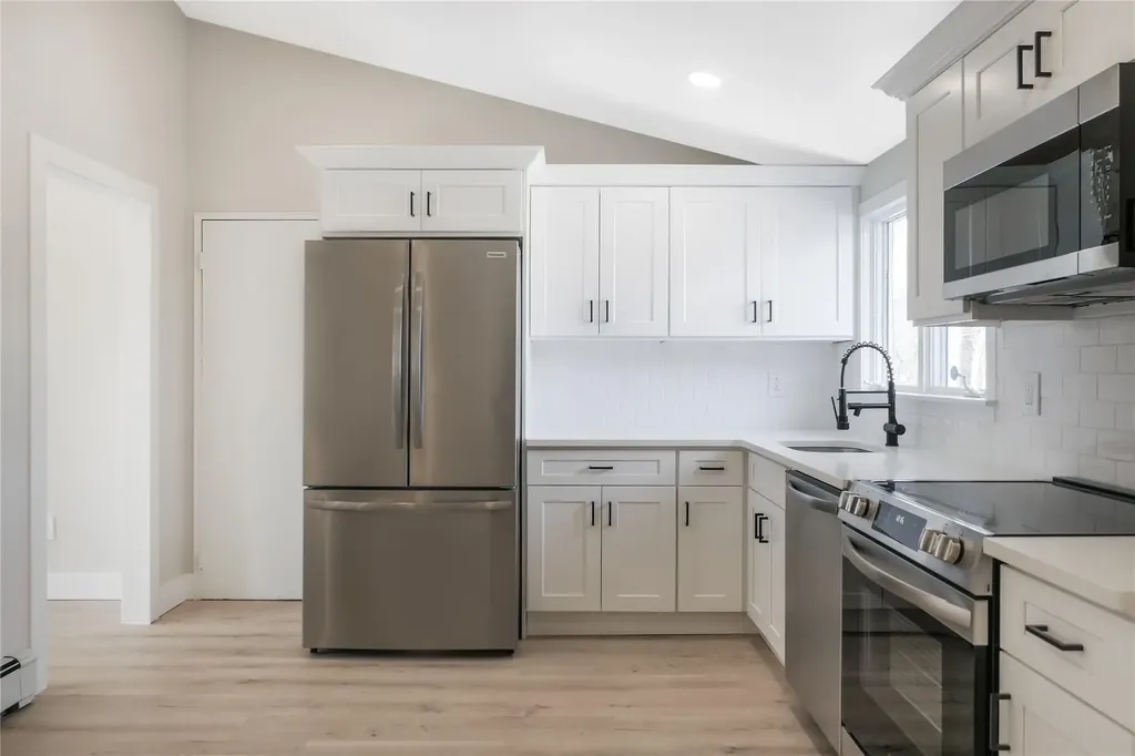 66 Breston Drive E Shirley NY 11967