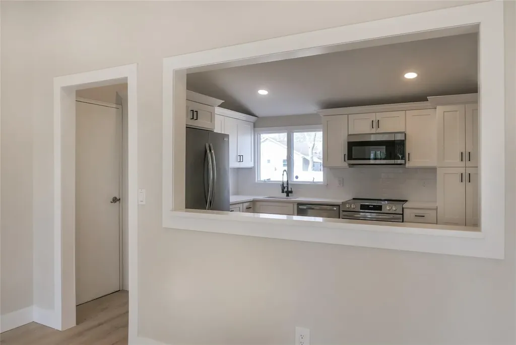 66 Breston Drive E Shirley NY 11967