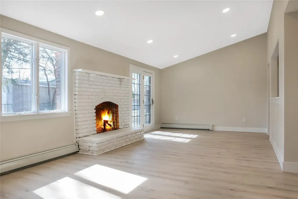 66 Breston Drive E Shirley NY 11967