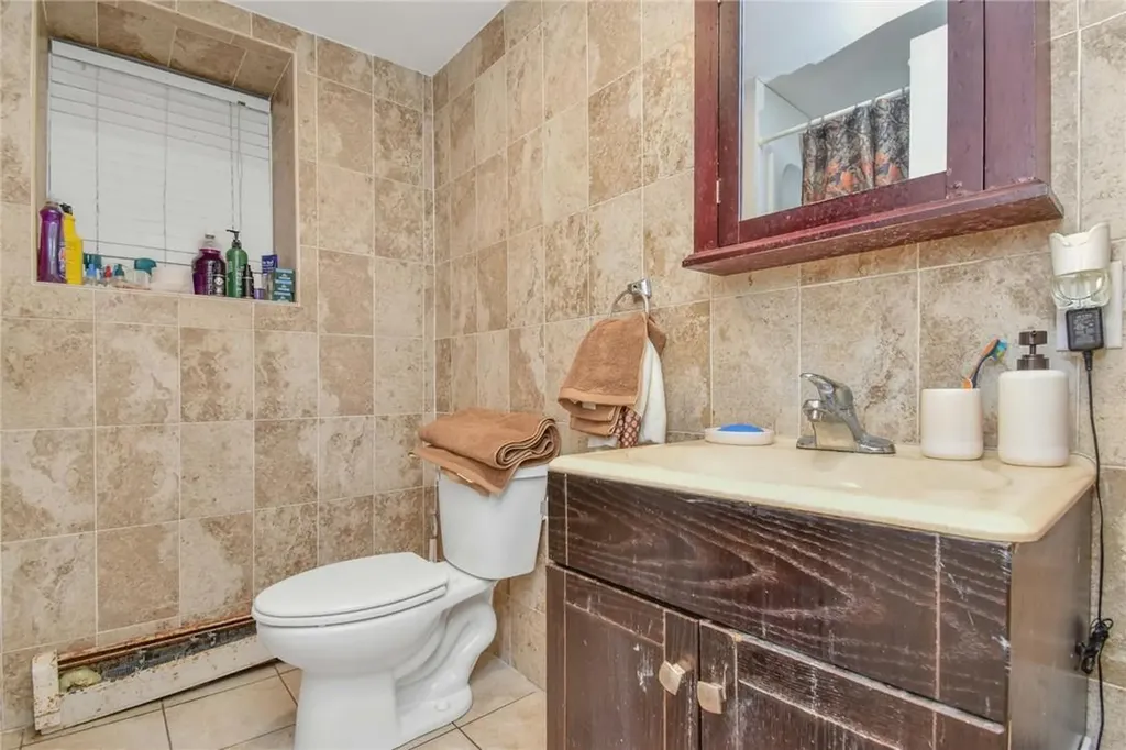 1027 Wilcox Avenue Bronx NY 10465