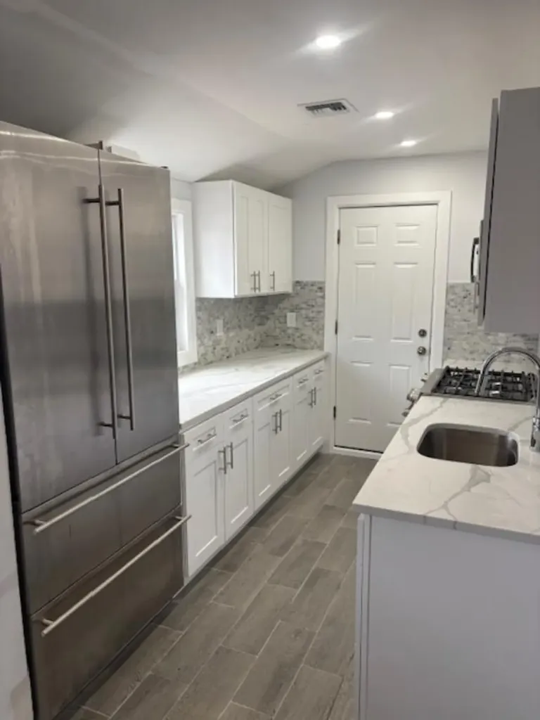 10 E Sycamore Street Central Islip NY 11722