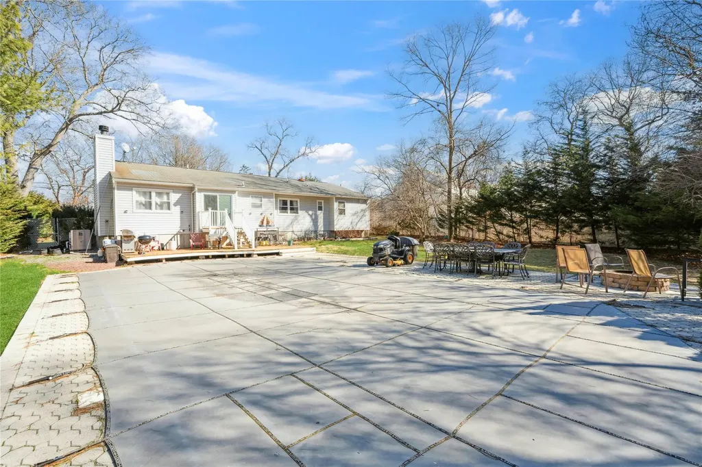 26 S Howell Avenue Centereach NY 11720