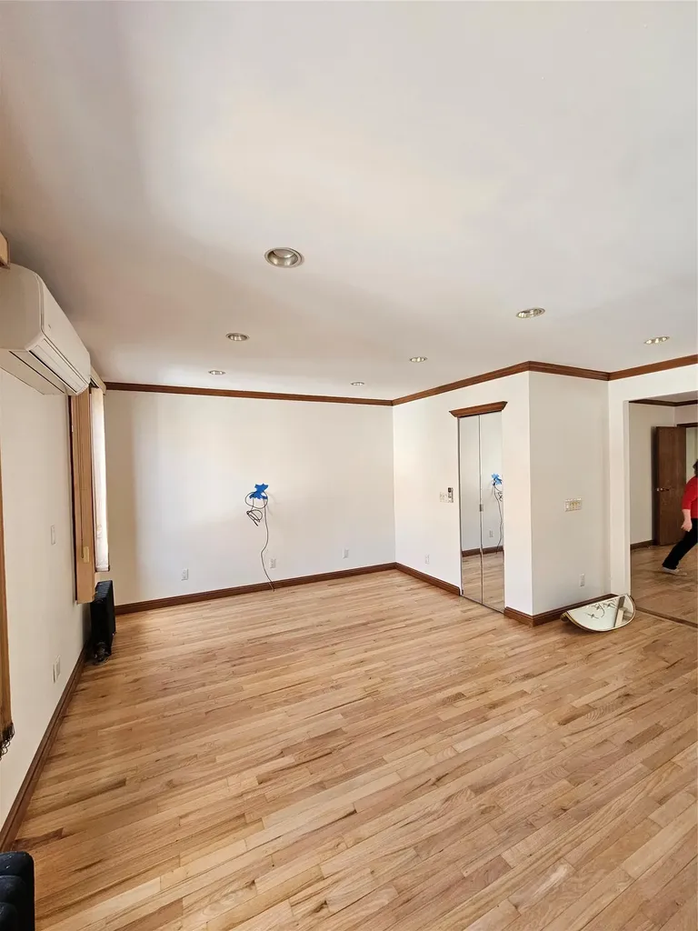332 Marine Avenue Brooklyn NY 11209