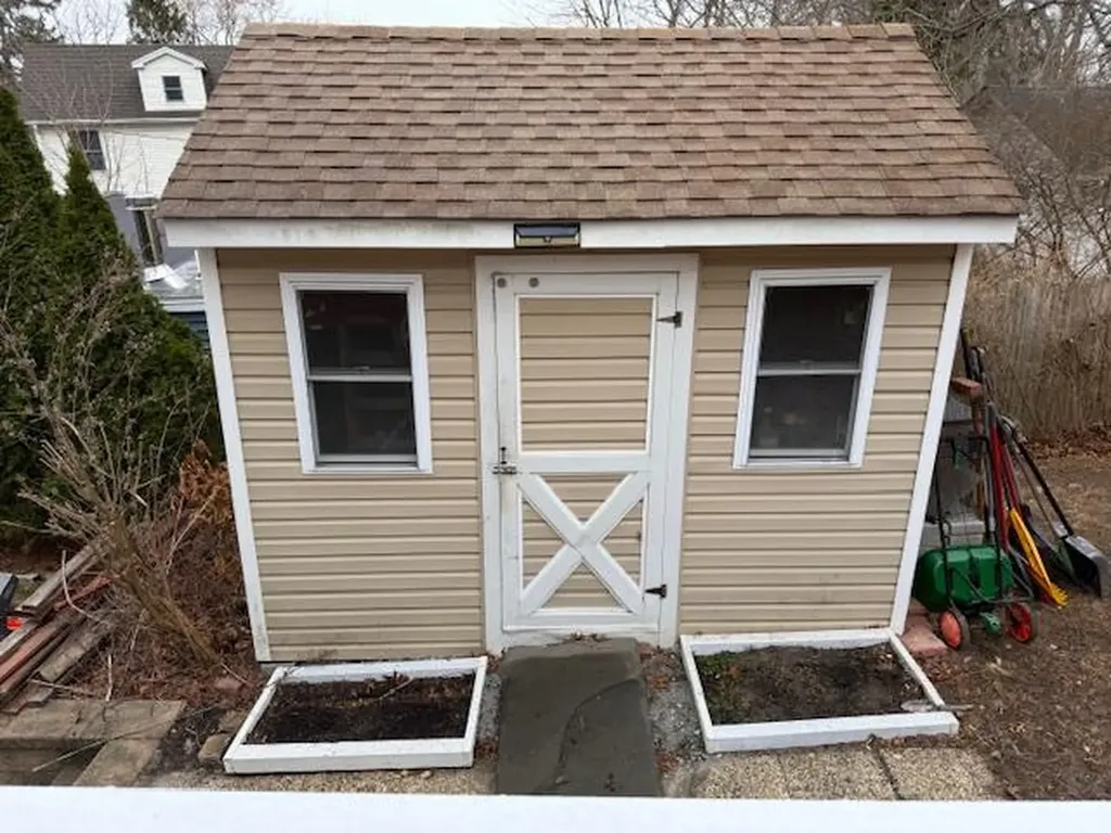 151 Broadway Rocky Point NY 11778