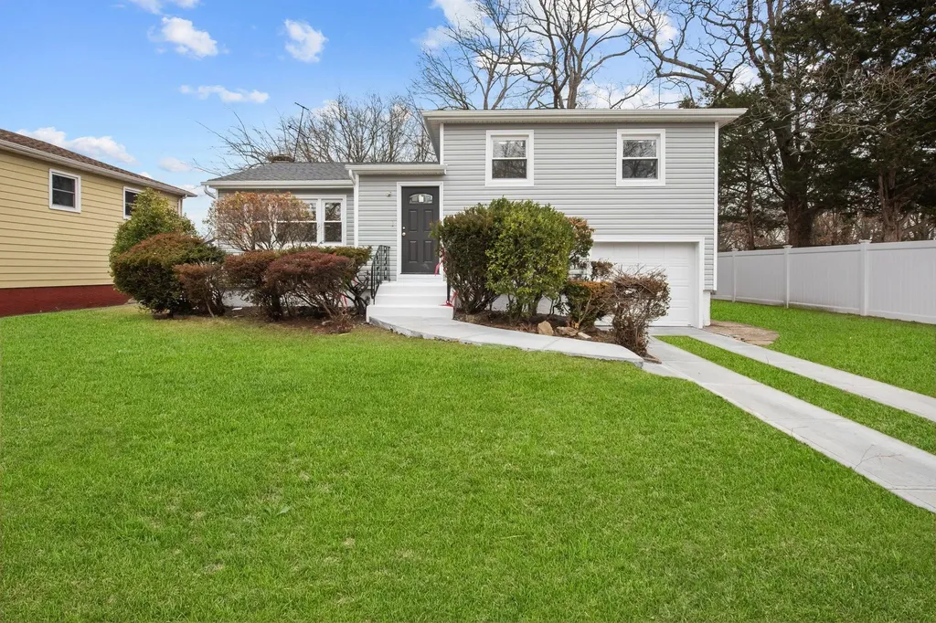 36 Conlon Road Roosevelt NY 11575